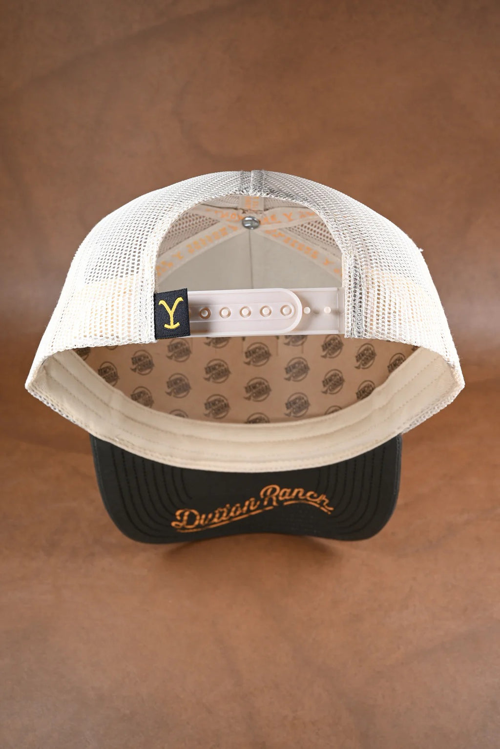 YW29	Yellowstone Cap 29